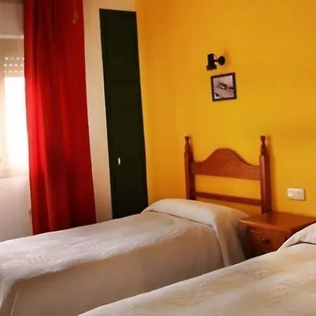 Avenida Arenas de San Pedro