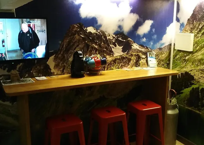 Avenida * 아레나스 데 산 페드로